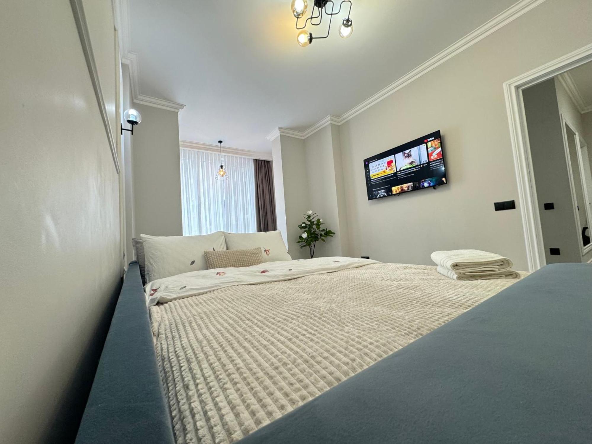 Two Bedroom Apartment In The Center, With Parking, Address Avram Iancu 32 Кишинёв Экстерьер фото
