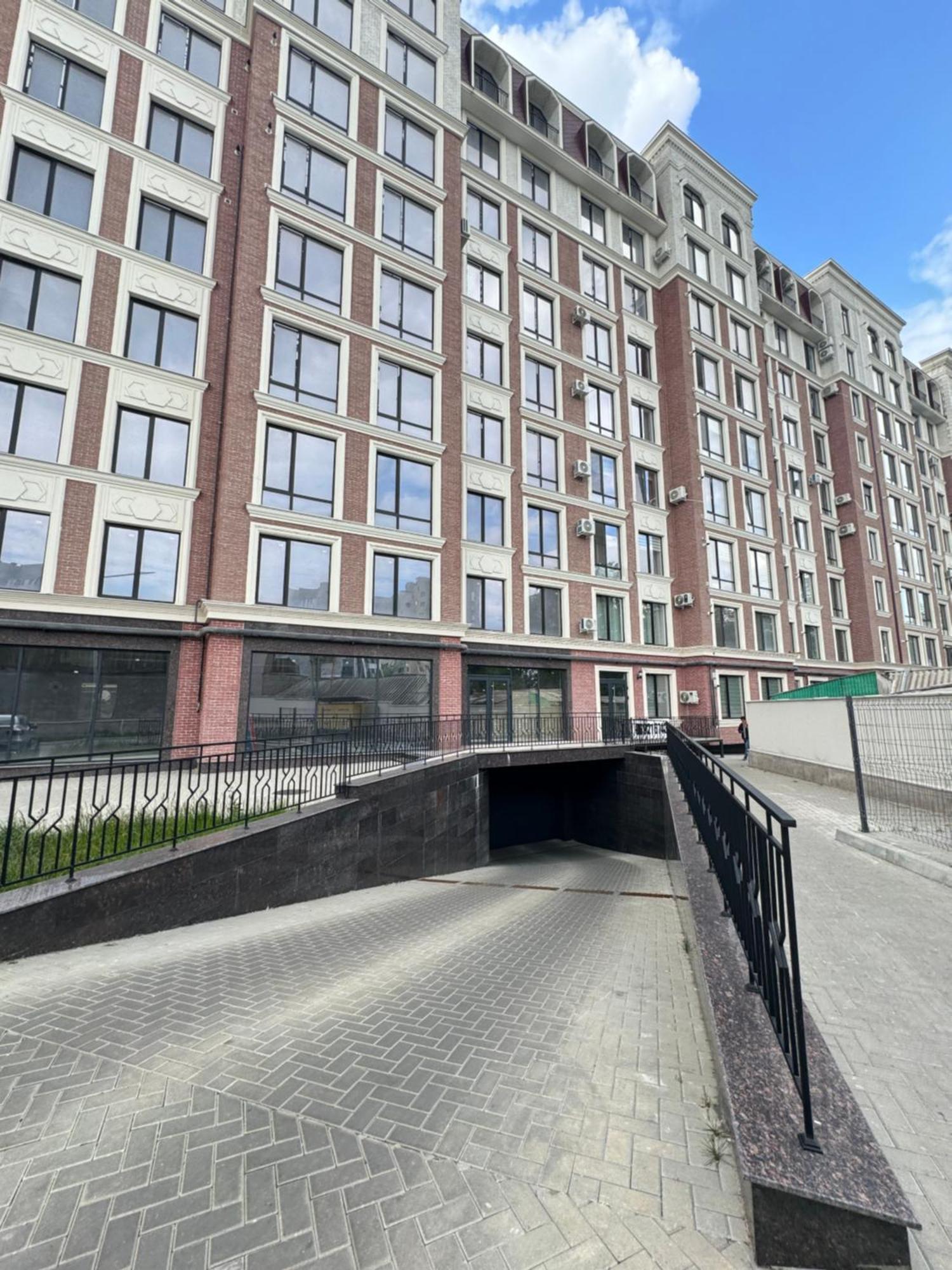 Two Bedroom Apartment In The Center, With Parking, Address Avram Iancu 32 Кишинёв Экстерьер фото