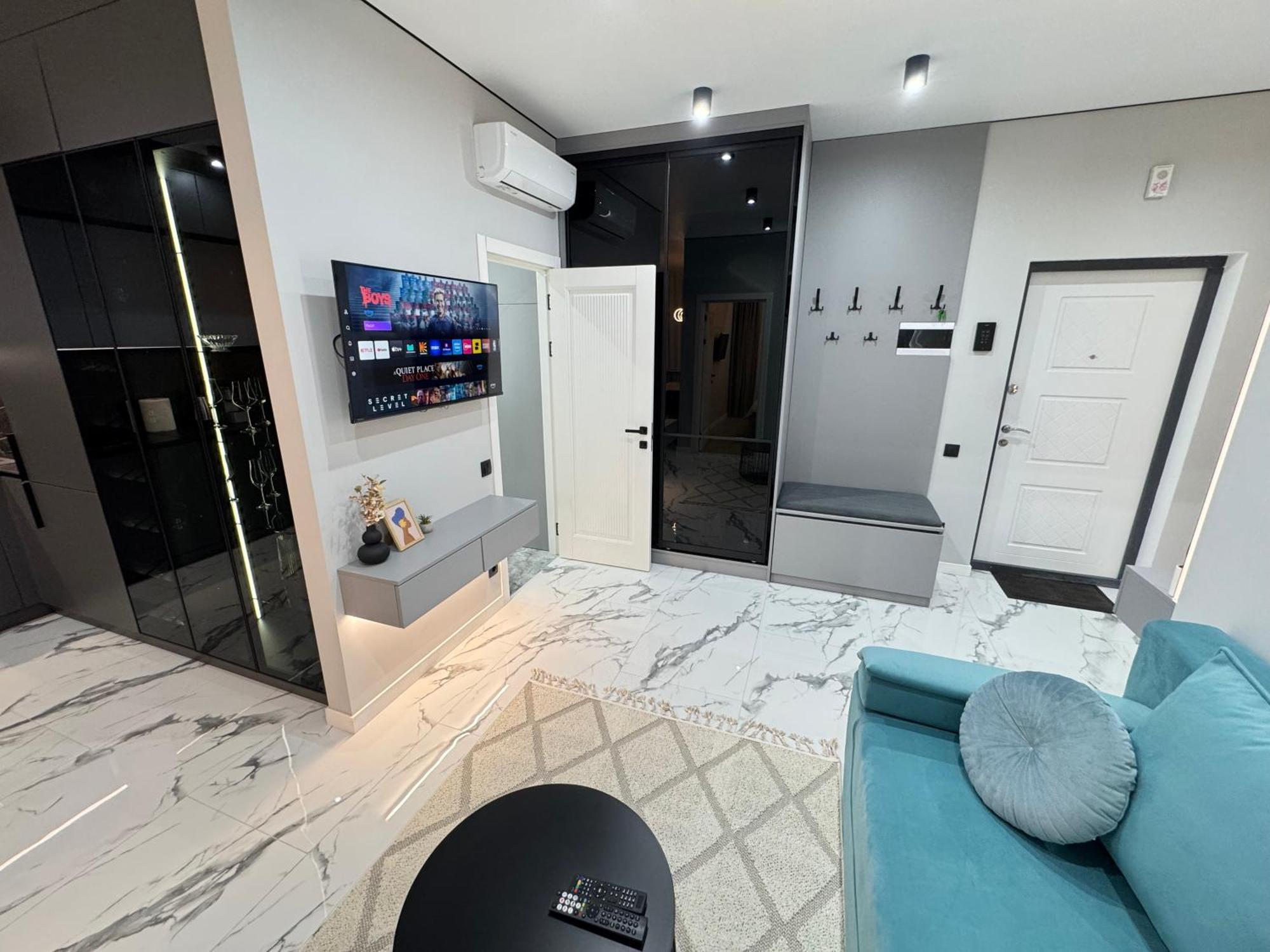 Two Bedroom Apartment In The Center, With Parking, Address Avram Iancu 32 Кишинёв Экстерьер фото